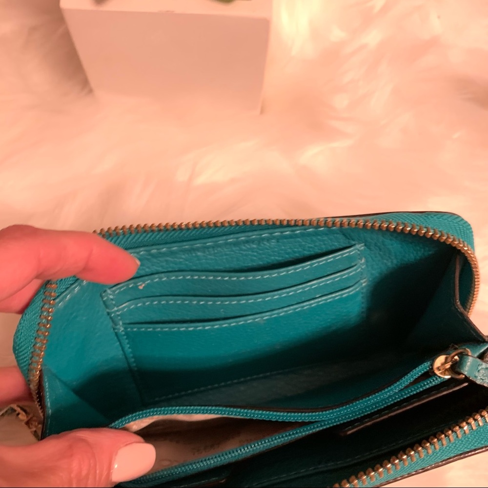 MICHAEL KORS Turquoise Leather Wallet/Wristlet - Picture 2 of 4